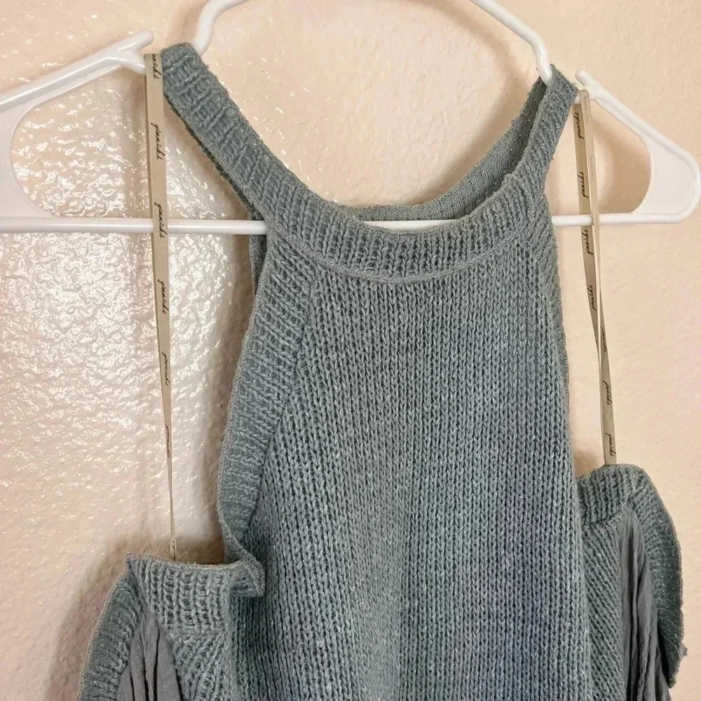 Gimmicks Cold Shoulder Sweater - Picture 5 of 11